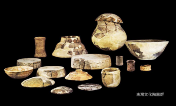 東灣遺址新石器時代晚期東灣文化陶器組合。（圖片由作者提供）　