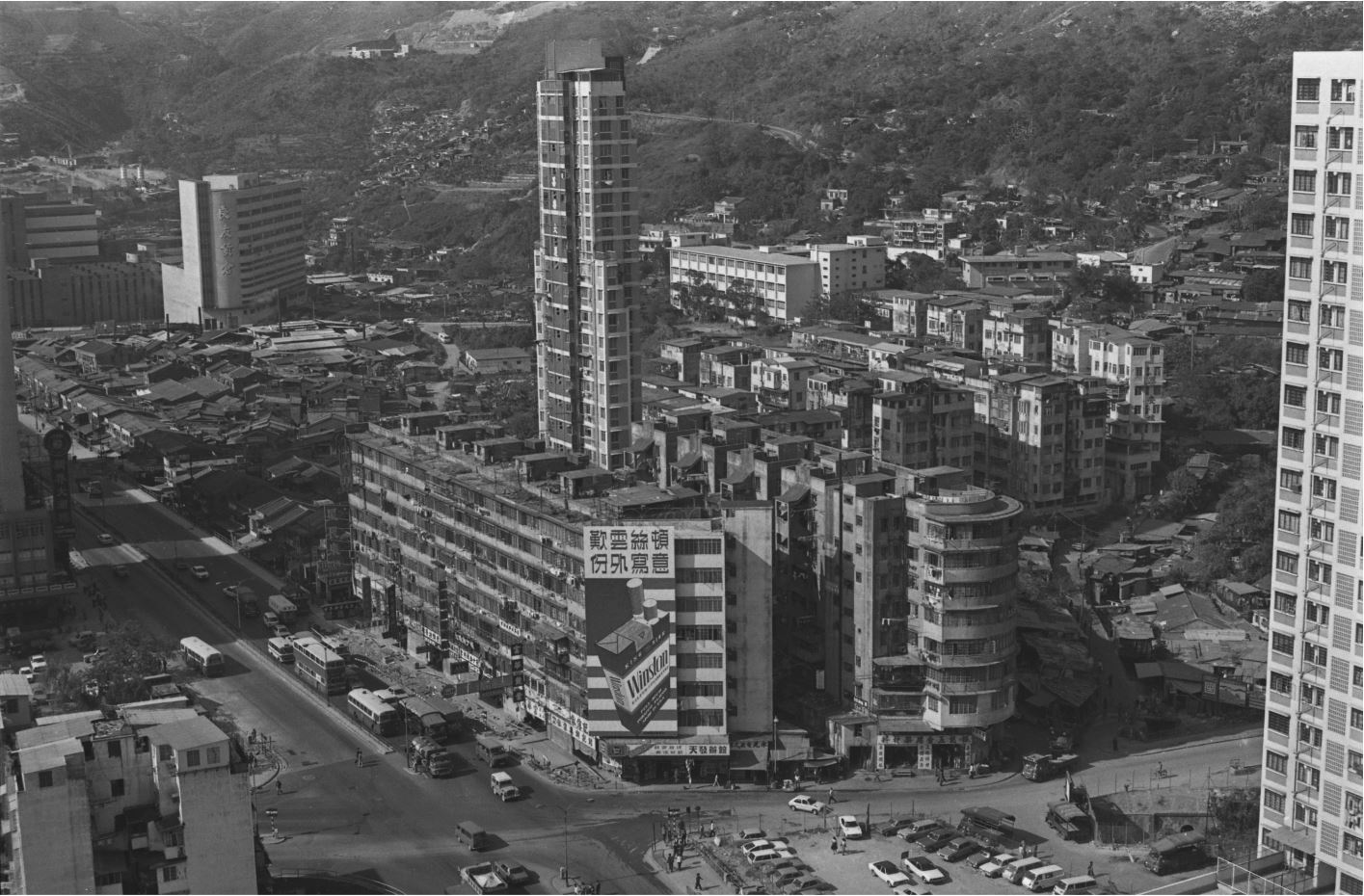 紡織工業曾經使荃灣成為香港的工業重心，圖為1978年荃灣工廠。（P. Y. TangSouth China Morning Post via Getty Images）