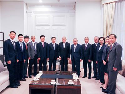中國社科院代表團、特區政府官員與團結香港基金代表會面