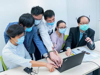 交付《大事記》定稿